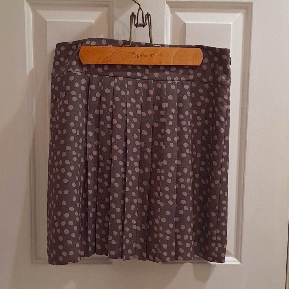 Loft pleated polka dot skirt